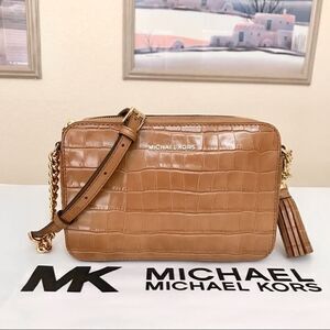 🌺Michael Kors Ginny Crossbody Bag 💼 Brown